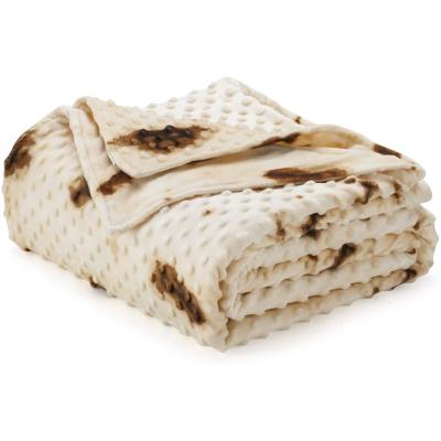 China Amazon Design Hot Selling Animal Flannel Anti-Static Dot Swaddle Infant Blanket Newborn Sherpa Shear Fur Minky Blankets for sale