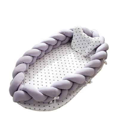 China New Anti-Static Design Easy To Wash And Fold New Style Soft Braided Protective Newborn Hutch Bumper for sale