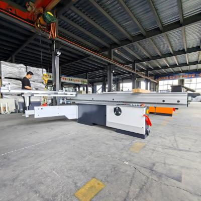 China Precision Panel Sliding Table Cutting Saw for Industrial Woodworking 45 90 Degree for sale