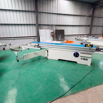 Chine 3200*425mm Table coulissante longueur * largeur F45N Travail du bois CNC Scie de précision 45 degrés à vendre