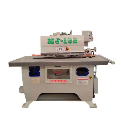 China Manufacturing Plant Straight Line Single Rip Saw with Edge and 355mm Max Blade Diameter for sale