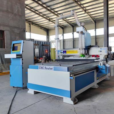 Cina Professionale 1300mm Viaggio 6kW Potenza CNC incisione e fresatura macchina per il taglio del legno in vendita