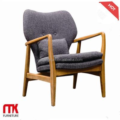 China Hot Sale Barcelona Wood Frame Chair Long Lasted Armchair With Fabric Cushion for sale