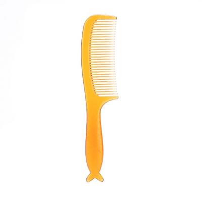 China 2021 Customized Durable 2021 Fishtail Shape Fishtail Handle Golden Yellow Olive Oil Added Hair Comb for sale