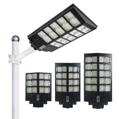 China Wide Area Motion Sensor Illumination Outdoor Garden Street IP65 Waterproof 100w 200w 300w All In One Led Solar Light for sale