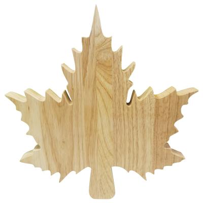 China Sustainable High Quality Maple Leaf Rubber Wood Cutting Board for sale