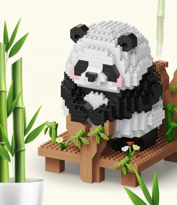 China ABS mini ladrillos bloques de construcción caja de regalos de panda juguetes blancos de panda para niños regalo de cumpleaños en venta