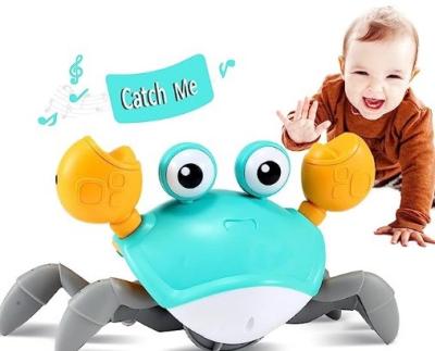 Cina Prodotto Unisex ABS Plastic Crawling Crab Toy per l'educazione precoce Set regalo per ragazzi educativi in vendita