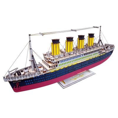 China Brinquedo de quebra-cabeça 3D de madeira 371 PCS Modelo Arquitetônico para Adultos e Crianças Jigsaw de corte a laser à venda