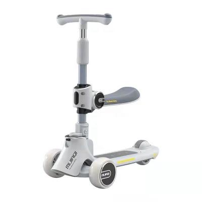 China Scooters eléctricos de plástico de auto-equilibrio 3 ruedas Kick Scooters para niños de 2-4 años de edad en venta