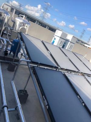 China Sistema comercial de la calefacción por agua del panel solar 5000l combinado con el híbrido de la pompa de calor en venta