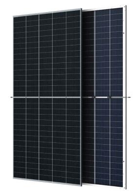 Chine La MOITIÉ de PANNEAUX SOLAIRES de l'ÉVALUATION 535 540W 545W 550W 560W d'USINE A COUPÉ des SERVICES d'OEM des CELLULES TECHONOLOGY à vendre