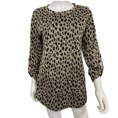 China Anti-pilling factory directly sell women scoop neck knit leopard print tunic sweater top blouse for sale