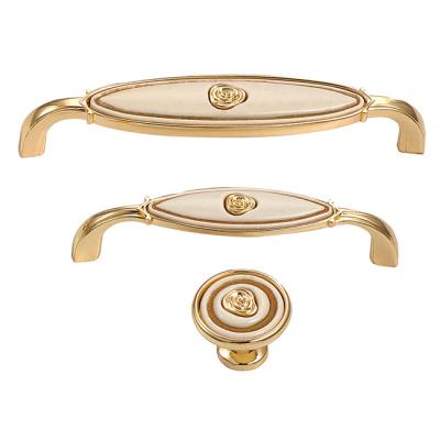 China Modern cheap and high quality standard furniture drawer handles new design furniture handles for sale