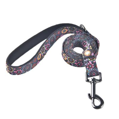 China Luxury Personalized Fashion Custom Dog Collar Fit All Size Dogs Fashion Pet Products Leash Dog Leash for sale