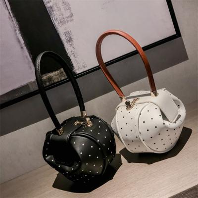 China PORTABLE 2022 Lantern Bag Hand Bag Portable Fashion Round Female Bags Women Handbags Ladies Shoulder for sale