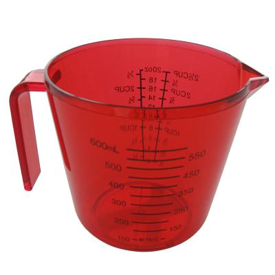 China Viable Factory Wholesale Food Grade 300ML/600ML Plastic Measuring Cup for sale