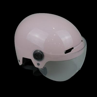 China New Design Light Weight 2023 Popular Female Electric Road Bike Helmets Motorcycle Safety Breathable Helmet For Adult Girls for sale