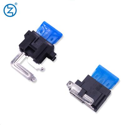 China Blade Fuse Holder Type Automotive Panel Mount Fuse Holder ATC PCB Fuse Holder With Cover for sale