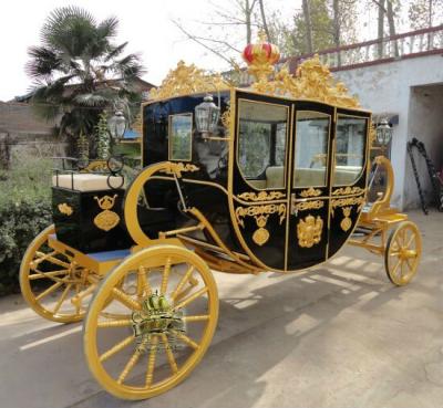 China Sighteseeiing Luxury Royal Horse Carriage 4 Wheeler Wedding Cinderella Horse Carriage for sale