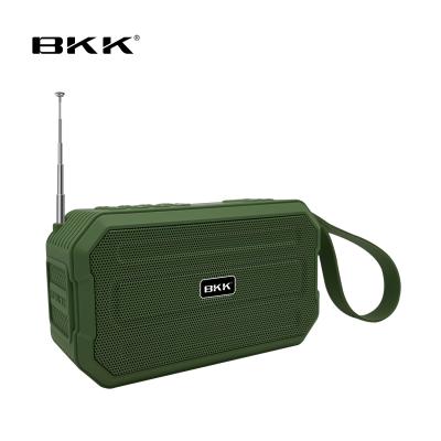 China Outdoor Waterproof LED Flashing Light Bluetooth Speaker with FM Radio (J62) for sale