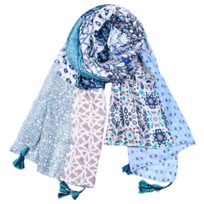 China Hot Sale Polyester Hijab Scarf Women Checked Tassels Ladies Scarf for sale