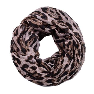 China Hot Sale Loop Women Scarf Leopard Print Ladies Squishy Infinity Scarf for sale