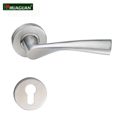 China Contemporary Modern Windows Accessories Hardware Lever Stainless Steel Door Handle for sale