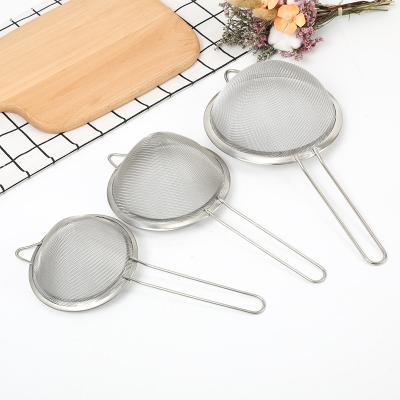 China Factory direct stainless steel kitchenware cheap food stainless steel fine mesh sieve with handle for sale