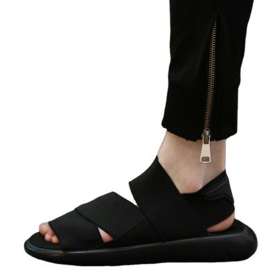 China Open-Toed Breathable Summer Sandals Light Weight Men's Thick-soled Casual Beach Round Couple Sandals And Slippers for sale