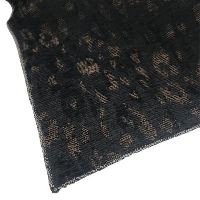 China Latest design memory leopard wrinkled jacquard fabric high quality yarn dyed fabric for garment for sale