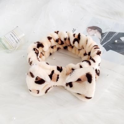 China Baby Hair Accessories Lovely Leopard Baby Shower Hair Band Wrap Soft Headband Bathing Special Cute Makeup Cotton Headband for sale