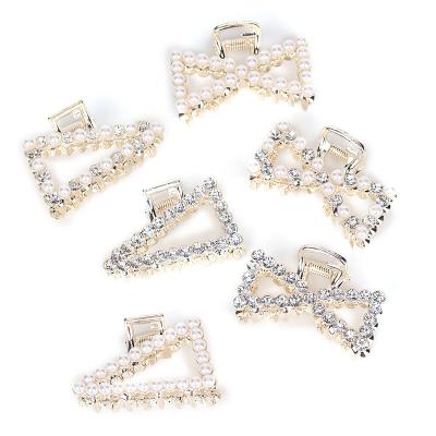 China Hair Accessories Wholesale Custom Fashion Women Hair Clips Bead Rhinestone Woman Metal Hair Clip Crystal Claw for sale