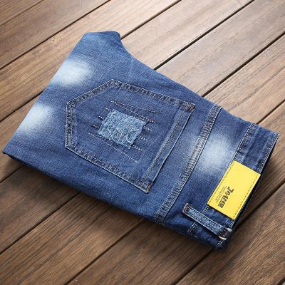 China Men's Classic Mid-Rise Anti-Wrinkle Mens Clothing Straight Jeans Pants for sale