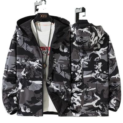 China QUICK DRY Wholesale Windproof Muscle Fitted Routine Wear Mens Camouflage Jackets for sale