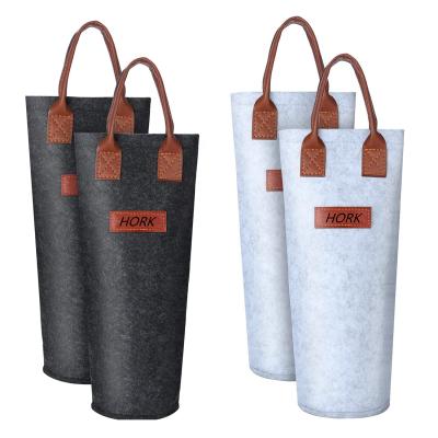 China Custom Simple Felt Wine Trolley Waterproof Carrier Bag Portable Wine Bag Packaging 1 Bottle Insulated Felt Wine Rack With Leather Handle for sale