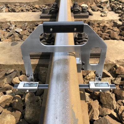 China Stainless Steel Rail Digital Wedding Offset Wear Gauge for sale