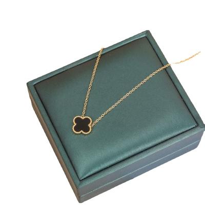 China Yomo Fashion Jewelry Durable Custom Hot-selling Fine Brand Trending Jewelry Gold Plated Titanium Steel Clover Necklace For Women for sale