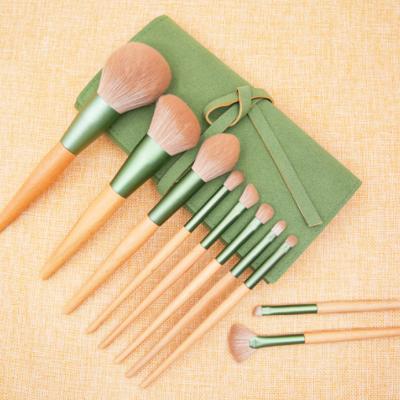 China Makes Apply Makeup OEM High Quality Low MOQ Customize Private Logo 10pcs Makeup Brush Set Powder Wood Base Professional Makeup Brush Set for sale