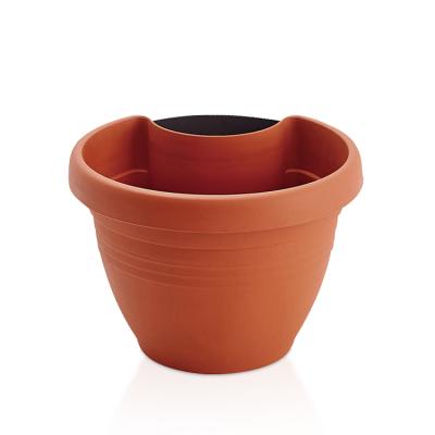 China Modern Outdoor Half Round Garden Wall Planter Plastic Flower Pot for sale