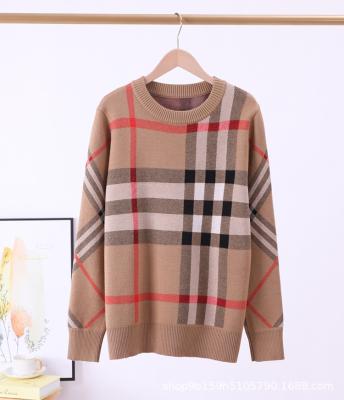 China Anti-wrinkle women knit pullover jacquard plaid color block vintage check pattern burberryss khaki sweater for sale