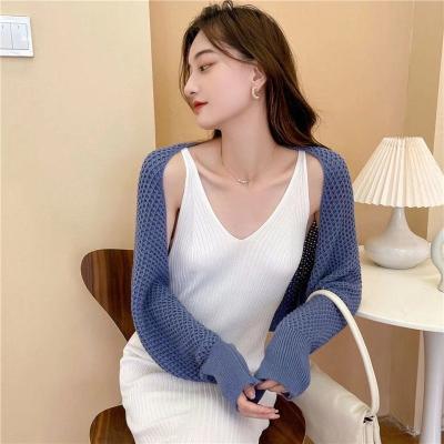 China Anti-wrinkle fashion women's plain shawl cardigan set in cropped sweater knit shrug sleeve for sale