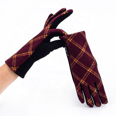 China Simple Plaid Wool Fabric Women Winter Warm Gloves Outdoor Working Gloves With Touch Screen for sale