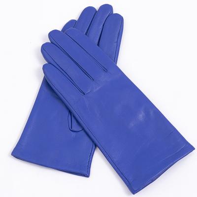 China Simple Luxury Sheep Leather For Women Winter Cold Proof Lady Stylish Genuine Leather Gloves for sale