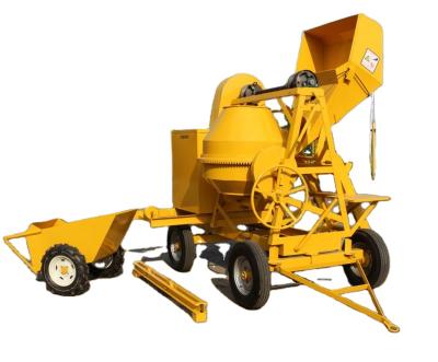 China Automatic Loading Mixer Grider 300L-750L Diesel Engine Mobile Concrete Mixer Machine With Pump for sale