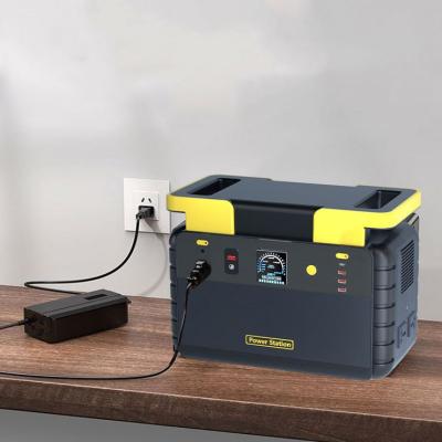 China Fast Charging Support Generator 2200W 606WH LCD Display Portable Solar Power Storage Generator For Outdoor Camping for sale