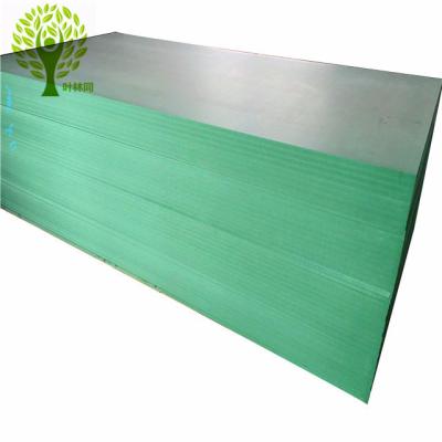 China Yelintong Good Quality Core Green MDF Board Moisture Proof MDF Board for sale