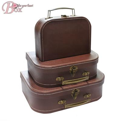 China Handmade Custom Suitcase Kids Gift Cardboard Set Boxes Paper Gift Box Handle Vintage Suitcase Box for sale