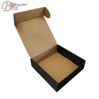 China Custom Color Handmade Mailing Corrugated Cardboard Mailing Box Gift Clothes Custom Color Square Packaging Branded Box for sale