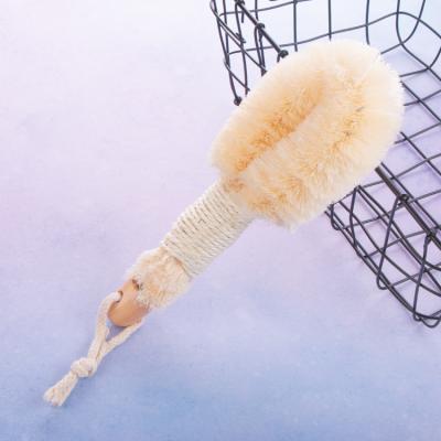 China All Natural Hot Selling Nature Item Sisal Bath Brush Wholesale Handle Skin Care Body Massage Shower Bath Brush for sale